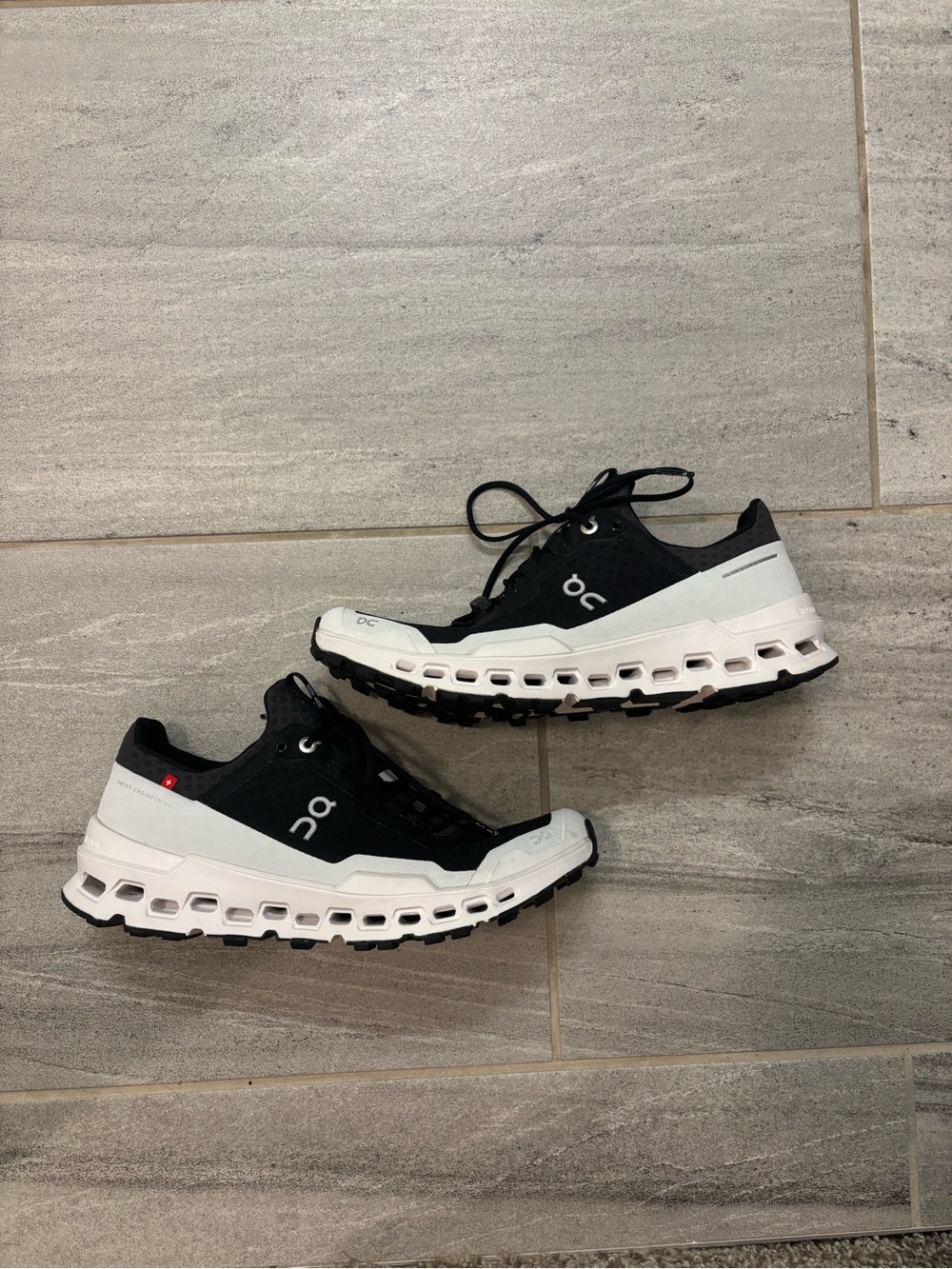 Cloudultra Trail Running Shoe in Black/White - Picture 7 of 16
